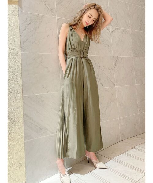 GYDA（ジェイダ）の「サイドプリーツリボンショルダーロンパース（つなぎ/オールインワン・レディース・ブラック/カーキ・FREE）」の2枚目の写真