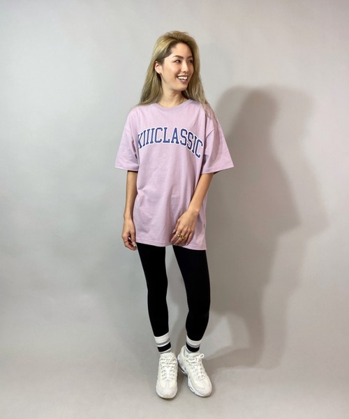 AKIII CLASSIC(アキクラシック)の「【ムラサキスポーツ別注】AKIIICLASSIC/アキクラシック ビッグシルエットロゴTシャツ SAK-2143(Tシャツ/カットソー・レディース・ブラック/ホワイト系その他/グリーン/ブルー/ピンク/ホワイト系その他2・FREE)」の16枚目の写真