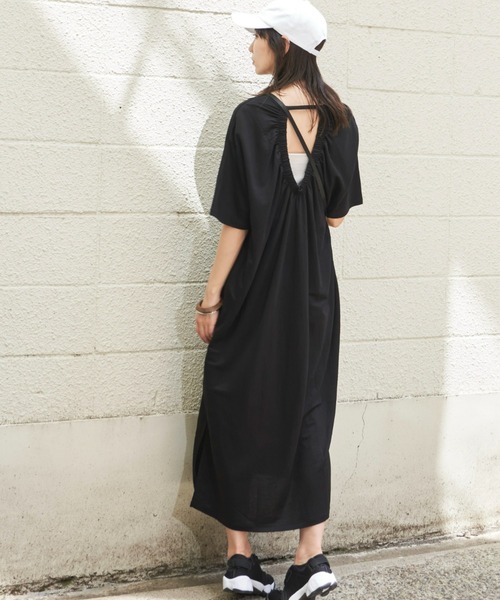 Auntie Rosa Holiday(アンティローザホリデー)の「バックギャザーカノコワンピース(ワンピース・レディース・ホワイト/カーキ/ブラック・FREE)」の3枚目の写真