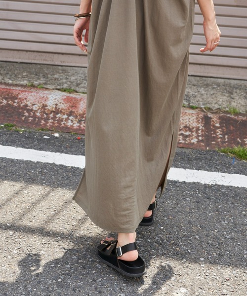 Auntie Rosa Holiday(アンティローザホリデー)の「バックギャザーカノコワンピース(ワンピース・レディース・ホワイト/カーキ/ブラック・FREE)」の4枚目の写真