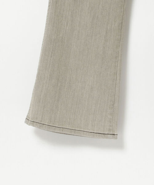 B:MING by BEAMS(ビーミングバイビームス)の「SOMETHING × B:MING by BEAMS / 別注 フレア オーバーオール(サロペット/オーバーオール・レディース・インディゴブルー/ベージュ系その他・SMALL/MEDIUM)」の5枚目の写真