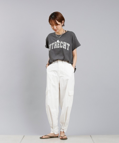 DouDou(ドゥドゥ)の「UTRECHT ロゴT(Tシャツ/カットソー・レディース・オフホワイト/チャコールグレー/ピンク・FREE)」の15枚目の写真