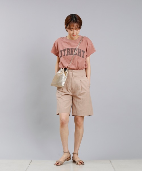 DouDou(ドゥドゥ)の「UTRECHT ロゴT(Tシャツ/カットソー・レディース・オフホワイト/チャコールグレー/ピンク・FREE)」の7枚目の写真