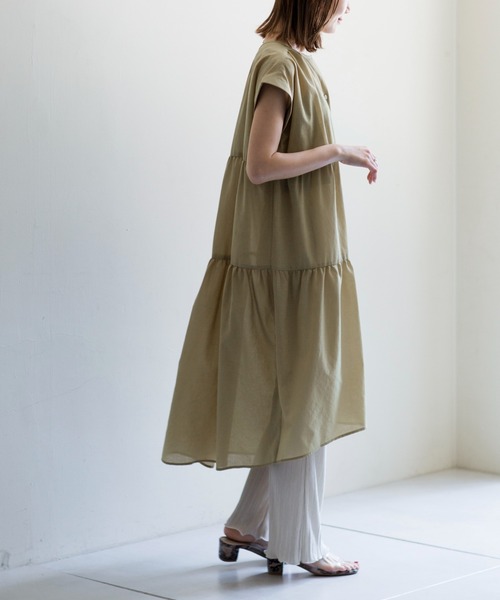prose verse（プロズヴェール）の「《WEB・一部店舗限定》麻調ティアードフレンチワンピース（ワンピース・レディース・オフホワイト/ピンク/イエロー・ﾌﾘ-）」の15枚目の写真