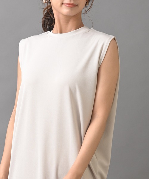 R・P・S pura(アールピーエスピューラ)の「【WEB限定】pura BACKスリットノースリーブワンピース(ワンピース・レディース・ブラック/グリーン/ライトベージュ・フリー)」の17枚目の写真