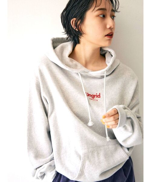Ungrid（アングリッド）の「【10周年限定】Ungridエンブロイダリーパーカー（パーカー・レディース・オフホワイト/ライトグレー/ブラック・FREE）」の11枚目の写真