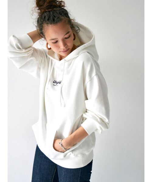 Ungrid（アングリッド）の「【10周年限定】Ungridエンブロイダリーパーカー（パーカー・レディース・オフホワイト/ライトグレー/ブラック・FREE）」の20枚目の写真