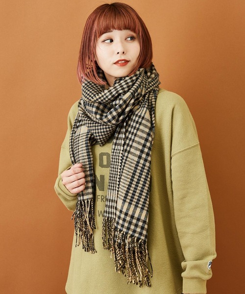 CUBE SUGAR(キューブシュガー)の「チェックストール(ストール/ショール・レディース・ダークブラウン/ブラウン/ネイビー/ブルー/ピンク/ベージュ・M)」の4枚目の写真