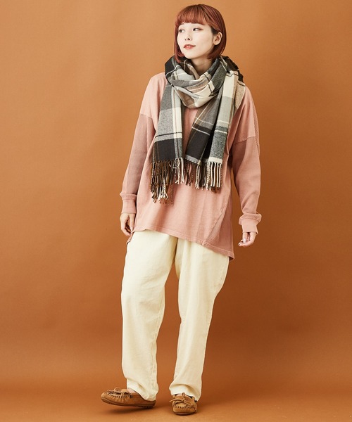 CUBE SUGAR(キューブシュガー)の「チェックストール(ストール/ショール・レディース・ダークブラウン/ブラウン/ネイビー/ブルー/ピンク/ベージュ・M)」の10枚目の写真