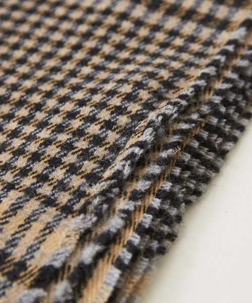 CUBE SUGAR(キューブシュガー)の「チェックストール(ストール/ショール・レディース・ダークブラウン/ブラウン/ネイビー/ブルー/ピンク/ベージュ・M)」の8枚目の写真