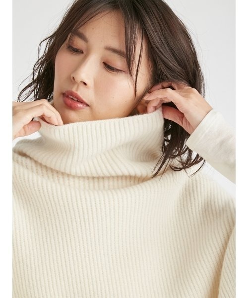 FRAY I.D（フレイアイディー）の「3WAYニットポンチョ（ポンチョ・レディース・ベージュ/ブルー/アイボリー・FREE）」の12枚目の写真