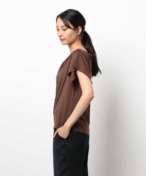 SISLEY(シスレー)の「コットンモダールドレープ半袖Tシャツ・カットソー(Tシャツ/カットソー・レディース・ブラック/ダークブラウン/ライトベージュ・MEDIUM/SMALL/X-SMALL)」の4枚目の写真