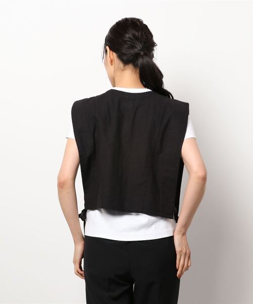 Samansa Mos2（サマンサ モスモス）の「前後着ショートベスト（ベスト・レディース・ブラック/ベージュ・ﾌﾘ-）」の3枚目の写真