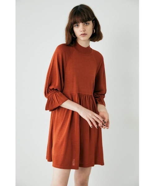 MOUSSY(マウジー)の「BACK OPEN SHEER KNIT チュニック(チュニック・レディース・ブラック/カーキ/オレンジ・FREE)」の12枚目の写真