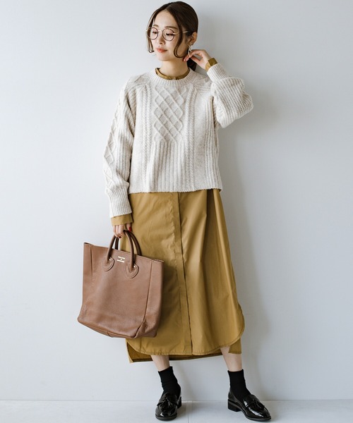 haco!（ハコ）の「シャツやロンTとの重ね着もかわいい！ふんわり短め丈ケーブルニット（ニット/セーター・レディース・杢グレー/ライトベージュ・LARGE/MEDIUM/X-LARGE/SMALL）」の18枚目の写真