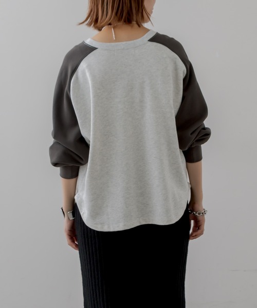 CIAOPANIC TYPY（チャオパニックティピー）の「フリーダムスリーブプリントスウェット（スウェット・レディース・チャコールグレー/グリーン/グレー・ONE SIZE）」の8枚目の写真