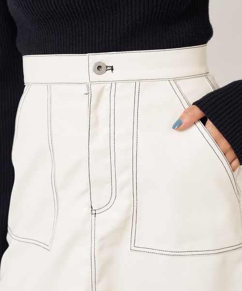 SPIRALGIRL（スパイラルガール）の「合皮ステッチミニスカート（スカート・レディース・ホワイト/ブラック・FREE）」の12枚目の写真