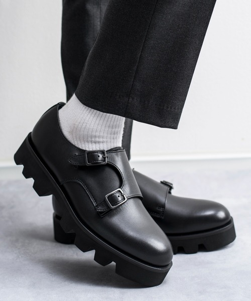 And A（アンドエー）の「PADRONE パドローネ / DOUBLE MONK STRAP with Chunky Sole ダブルモンクストラップシューズ（チャンキーソール） トラックソール / PU8759-2006（ブーツ・メンズ・ブラック・41/42/40）」の9枚目の写真