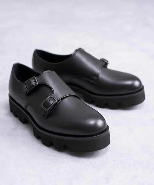 And A（アンドエー）の「PADRONE パドローネ / DOUBLE MONK STRAP with Chunky Sole ダブルモンクストラップシューズ（チャンキーソール） トラックソール / PU8759-2006（ブーツ・メンズ・ブラック・41/42/40）」の2枚目の写真