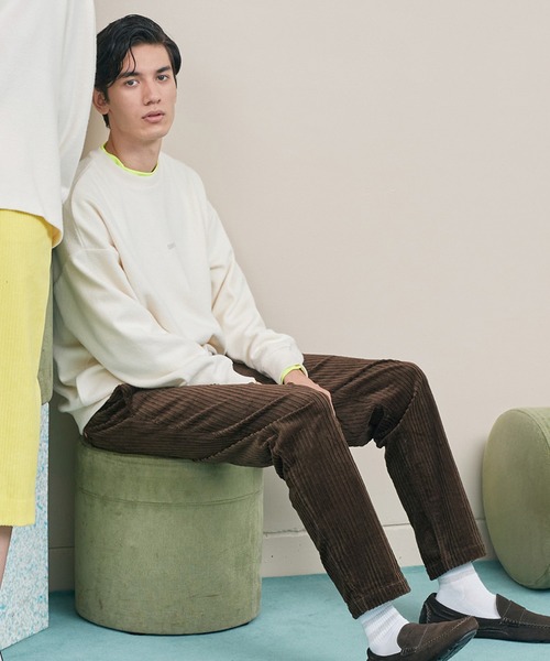 CONVERSE（コンバース）の「CONVERSE/コンバース　オーバーサイズフロントロゴスウェット（スウェット・メンズ・グレー/アイボリー/スミクロ・M/L）」の7枚目の写真