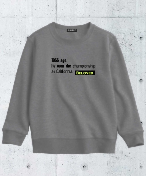 THE CASUAL(カジュアル)の「裏起毛クルーネックプリントトレーナー キッズ(スウェット・キッズ・オフホワイト/モカ/グレー系/ベージュ/ブラック系/ブラック/ネイビー/チャコール/杢グレー/ミント・100cm/120cm/150cm/130cm/110cm/160cm/140cm)」の5枚目の写真