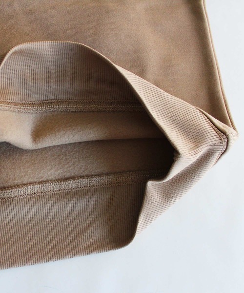 THE CASUAL(カジュアル)の「裏起毛クルーネックプリントトレーナー キッズ(スウェット・キッズ・オフホワイト/モカ/グレー系/ベージュ/ブラック系/ブラック/ネイビー/チャコール/杢グレー/ミント・100cm/120cm/150cm/130cm/110cm/160cm/140cm)」の13枚目の写真