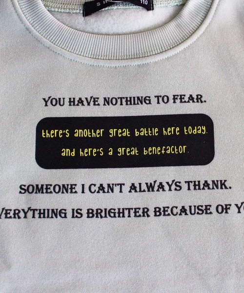 THE CASUAL(カジュアル)の「裏起毛クルーネックプリントトレーナー キッズ(スウェット・キッズ・オフホワイト/モカ/グレー系/ベージュ/ブラック系/ブラック/ネイビー/チャコール/杢グレー/ミント・100cm/120cm/150cm/130cm/110cm/160cm/140cm)」の18枚目の写真