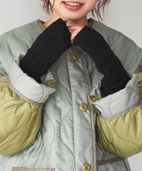 coen（コーエン）の「リブニットアームウォーマー（手袋・レディース・ブラック/オレンジ系その他/グレー/マスタード/ナチュラル・FREE）」の2枚目の写真