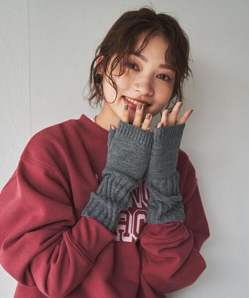 coen（コーエン）の「リブニットアームウォーマー（手袋・レディース・ブラック/オレンジ系その他/グレー/マスタード/ナチュラル・FREE）」の6枚目の写真