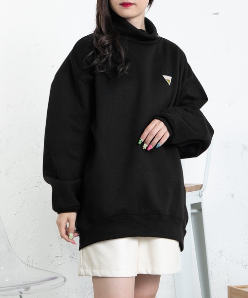 PairPair(ペアペア)の「裏起毛ワッペン付きハイネックプルオーバー(ユニセックス)(スウェット・レディース・グリーン/ブラック/グレイッシュブルー・FREE)」の4枚目の写真