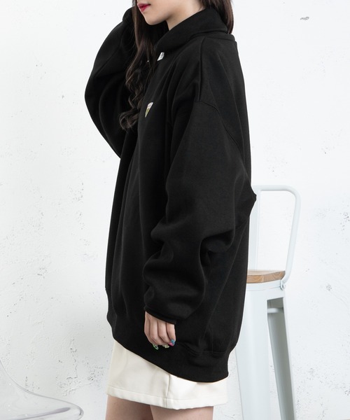 PairPair(ペアペア)の「裏起毛ワッペン付きハイネックプルオーバー(ユニセックス)(スウェット・レディース・グリーン/ブラック/グレイッシュブルー・FREE)」の5枚目の写真