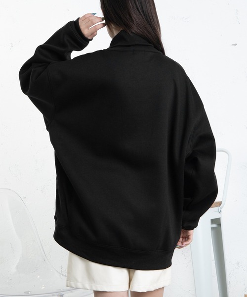 PairPair(ペアペア)の「裏起毛ワッペン付きハイネックプルオーバー(ユニセックス)(スウェット・レディース・グリーン/ブラック/グレイッシュブルー・FREE)」の6枚目の写真