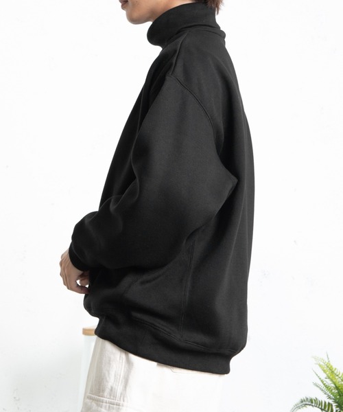 PairPair(ペアペア)の「裏起毛ワッペン付きハイネックプルオーバー(ユニセックス)(スウェット・レディース・グリーン/ブラック/グレイッシュブルー・FREE)」の7枚目の写真