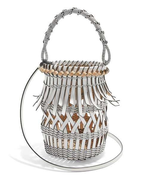 アルベロベロ　フリンジ　カゴ　バッグ LOEWE（ロエベ）の「フリンジ バケットバッグ (カーフ)（かご