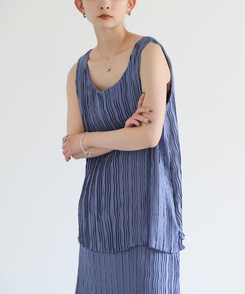 select MOCA（セレクトモカ）の「ノースリーブクリンクルセットアップ（セットアップ・レディース・ブラック/ブルー/グレイッシュベージュ・FREE）」の10枚目の写真