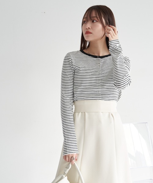 VANNIE U(ヴァニーユー)の「リングスナップボーダーTシャツ/2WAY着用可能(Tシャツ/カットソー・レディース・ブラック/レッド/イエロー/グリーン・FREE)」の20枚目の写真