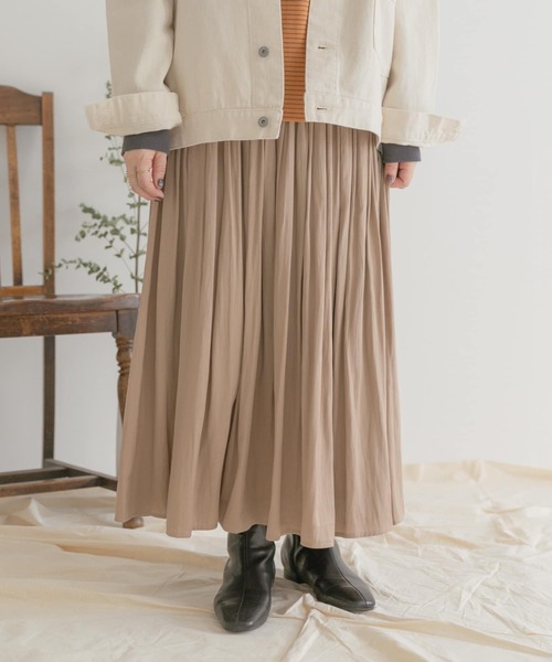 ITEMS URBANRESEARCH（アイテムズ アーバンリサーチ）の「チンツフレアスカート（スカート・レディース・チャコールグレー/ベージュ/グリーン・FREE）」の14枚目の写真