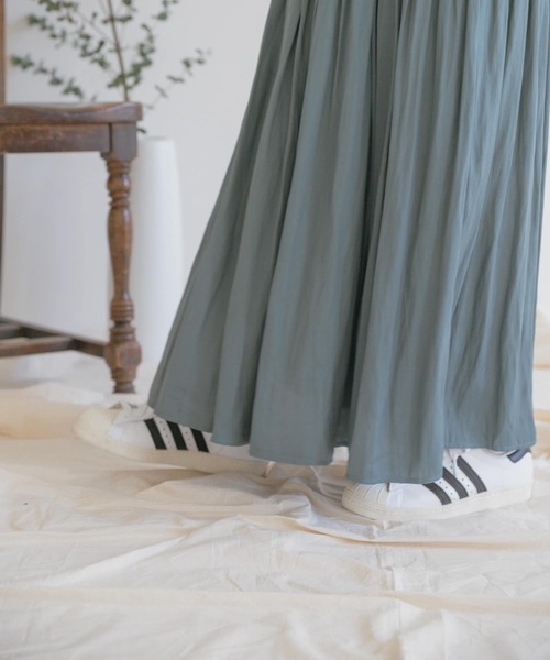 ITEMS URBANRESEARCH（アイテムズ アーバンリサーチ）の「チンツフレアスカート（スカート・レディース・チャコールグレー/ベージュ/グリーン・FREE）」の15枚目の写真