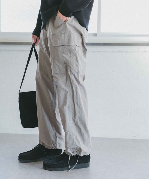 URBAN RESEARCH DOORS（アーバンリサーチドアーズ）の「リップストップミリタリートラウザー（その他パンツ・メンズ・グレー/ネイビー・40/38）」の8枚目の写真