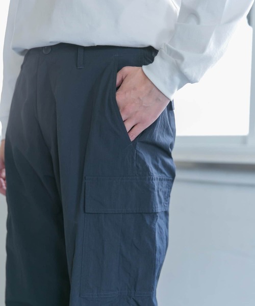 URBAN RESEARCH DOORS（アーバンリサーチドアーズ）の「リップストップミリタリートラウザー（その他パンツ・メンズ・グレー/ネイビー・40/38）」の16枚目の写真