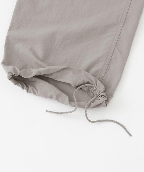 URBAN RESEARCH DOORS（アーバンリサーチドアーズ）の「リップストップミリタリートラウザー（その他パンツ・メンズ・グレー/ネイビー・40/38）」の7枚目の写真