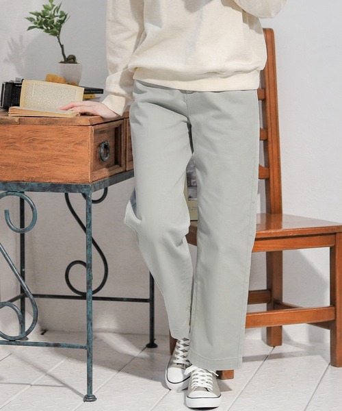 Honeys（ハニーズ）の「デニムストレートパンツ（デニムパンツ・レディース・インディゴブルー/ブルー/アイボリー/モカ/グリーン系その他・SS/S/M/L）」の16枚目の写真