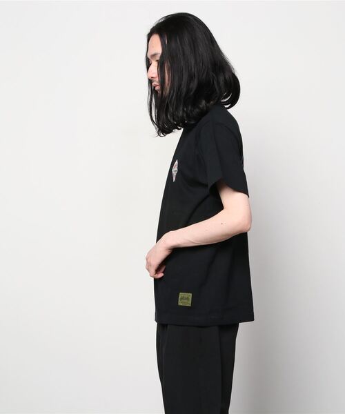 Subciety（サブサエティ）の「PEPPER TEE（Tシャツ/カットソー・メンズ・ホワイト/カーキ/ブラック・X-LARGE/MEDIUM/XX-LARGE/SMALL/LARGE）」の15枚目の写真