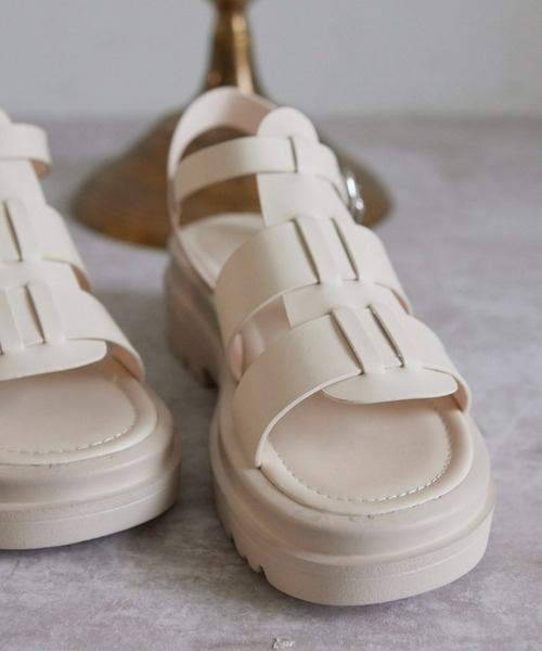 Fabby fabby（ファビィーファビィー）の「グルカスポーツサンダル / グルカサンダル（サンダル・レディース・ブラック/オフホワイト・MEDIUM/LARGE/SMALL）」の12枚目の写真