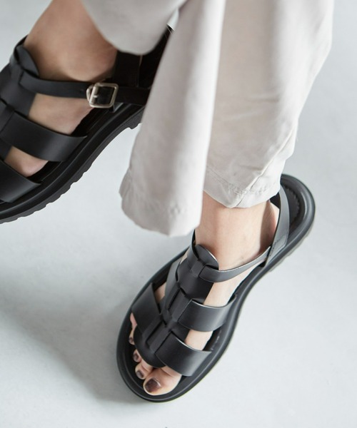 Fabby fabby（ファビィーファビィー）の「グルカスポーツサンダル / グルカサンダル（サンダル・レディース・ブラック/オフホワイト・MEDIUM/LARGE/SMALL）」の17枚目の写真