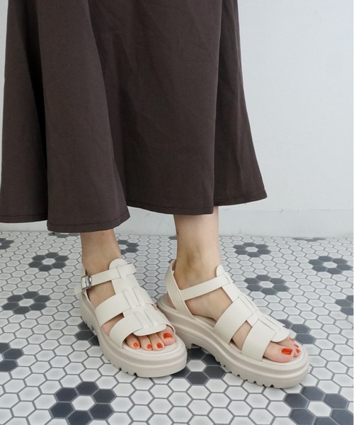 Fabby fabby（ファビィーファビィー）の「グルカスポーツサンダル / グルカサンダル（サンダル・レディース・ブラック/オフホワイト・MEDIUM/LARGE/SMALL）」の22枚目の写真