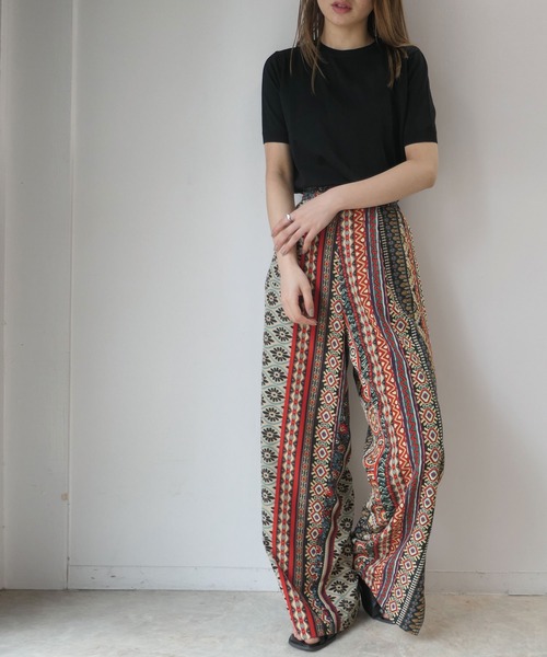 CORNERS（コーナーズ）の「CORNERS by KR　エスニックストライプワイドパンツ（その他パンツ・レディース・レッド/ピンク/イエロー/ブルー・M/L）」の17枚目の写真