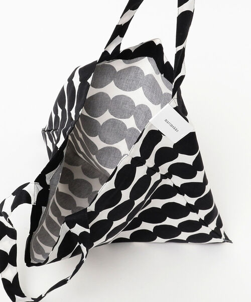 marimekko(マリメッコ)の「marimekko / ファブリックバッグ トート(トートバッグ・レディース・ブラック/グリーン/その他・ONE SIZE)」の13枚目の写真