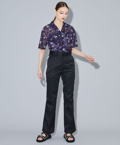 TOGA PULLA（トーガ　プルラ）の「【TOGA PULLA/トーガプルラ】フレアパンツDickies SP（その他パンツ・レディース・ベージュ/ブラック/ネイビー・36/34）」の4枚目の写真