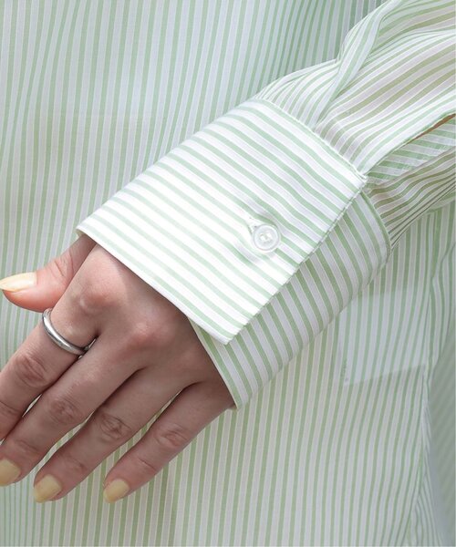 frames RAY CASSIN（フレームスレイカズン）の「シアーストライプバンドカラーシャツ（シャツ/ブラウス・レディース・ピンク/ブルー/グリーン・FREE）」の15枚目の写真